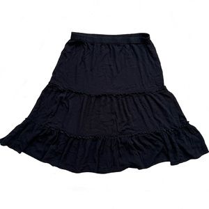 Black tiered midi skirt